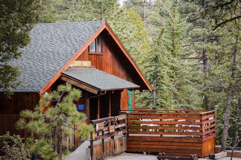 cabins in idyllwild This gorgeous three bedroom three bath cabin is about a mile from downtown Idyllwild, walking distance to stores, shops & restaurants